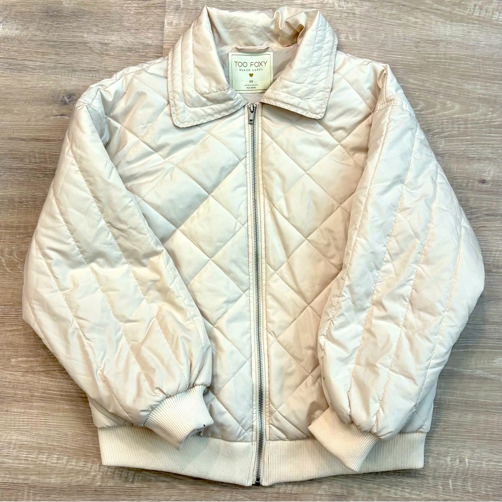 Too Foxy Black Label Quilted Bomber Jacket Women’s XS Beige Cream Zip Up Puffer